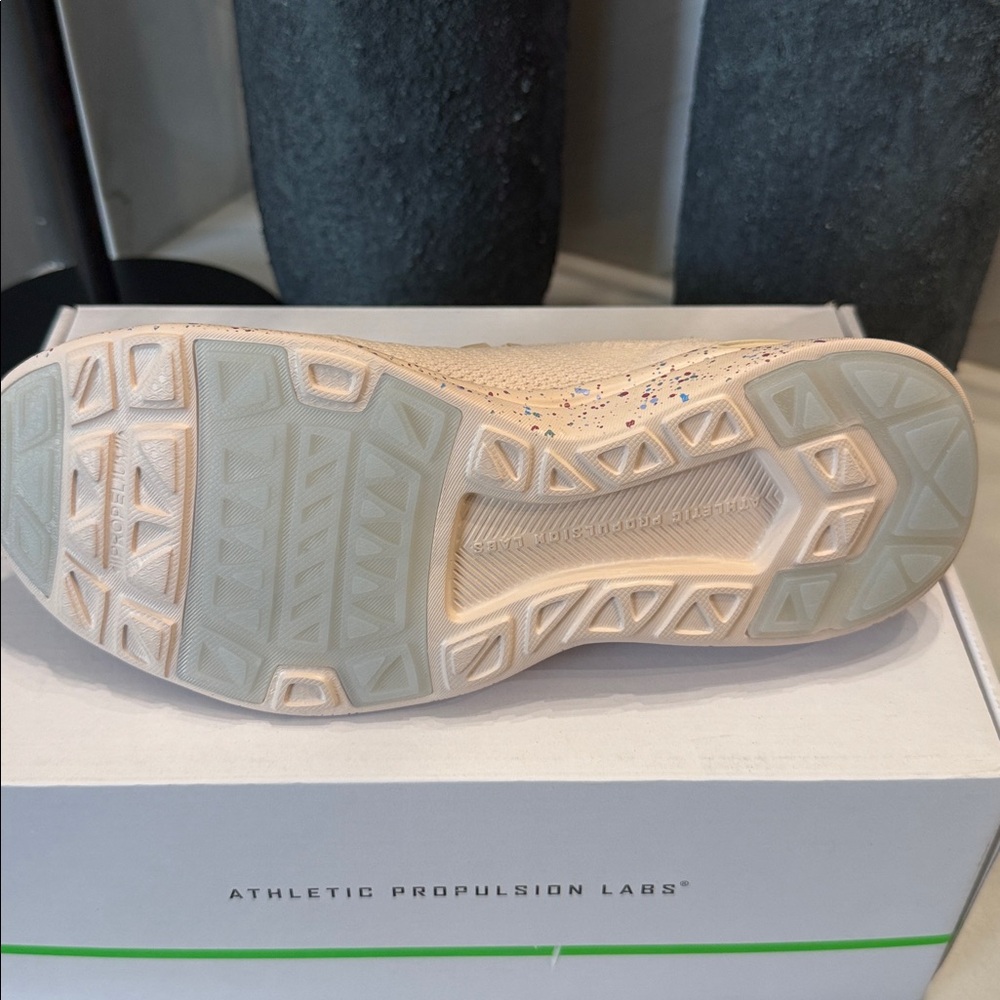 APL Women's Sneakers in Cream - Picture 5 of 8